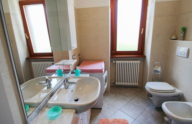 1 bedroom Apartment in Cremia with garden - Photo 10