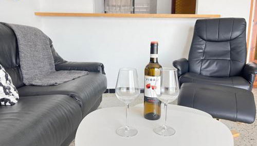 Ap NURIMAR 2 con Aire Acondicionado en Centro del Pueblo - Foto 4