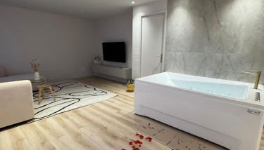 Élégant appartement avec Spa Jacuzzi - Photo 5