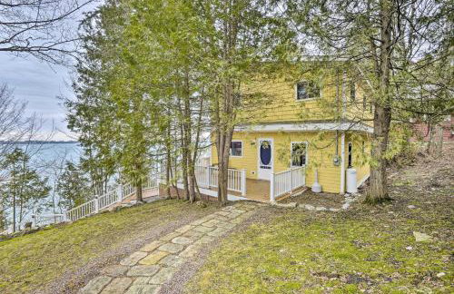Waterfront Cottage on Sawmill Bay w/ Deck! - Foto 3