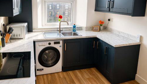 Central Modern Apartment -Sleeps 6 - Parking - Foto 1