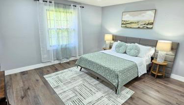 Modern 4BR Near Six Flags & Naval Base - Foto 4