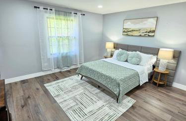 Modern 4BR Near Six Flags & Naval Base - Foto 4