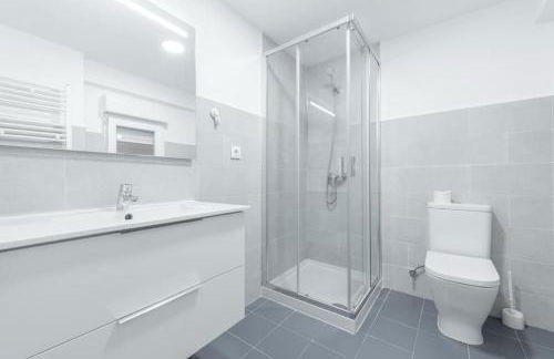 Reformado , céntrico , wifi. - Foto 31