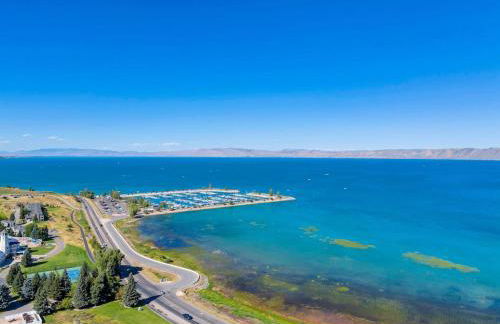 Dream Bear Lake Getaway w/ Hot Tub & Yard - Photo 39