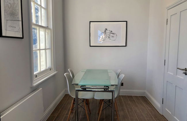 Stylish Maisonette and studio in Victoria - Foto 28