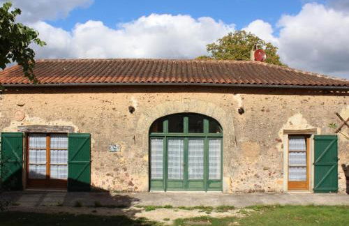 Charmante maison en pierre avec cheminée et animaux acceptés - FR-1-616-165 - Foto 4
