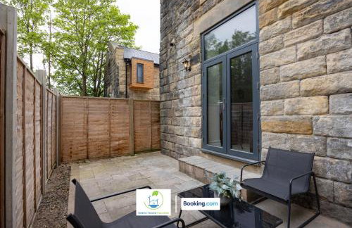 2 Bedroom Apartment By Green Haven Escapes Short Lets & Serviced Accommodation In Leeds with Free WiFi & Parking - Photo 40