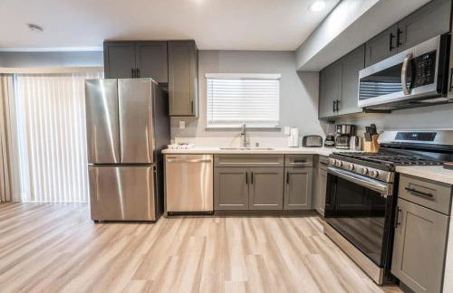 Luxury Living Just Steps from the Strip - Foto 20