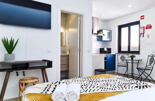 CASINHA DE FERRAGUDO - Terraço Privado, AC, WiFi, Centro 250m - Foto 26