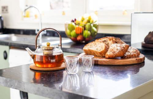 2-Bed Apartment in Redland, Bristol - Work-Ready - Foto 14