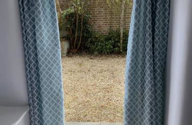 April Cottage - Photo 48