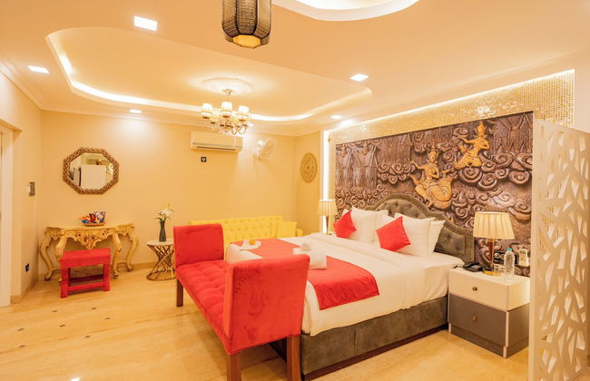 Emperor Ozran by Alaya Stays - Photo 22