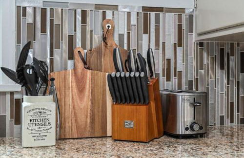 Peaceful Hillside Retreat Firepit & Spacious Yard - Photo 63