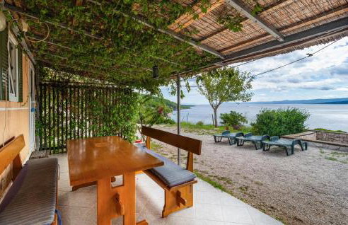 Awesome Home In Nerezisca With Wifi - Foto 2