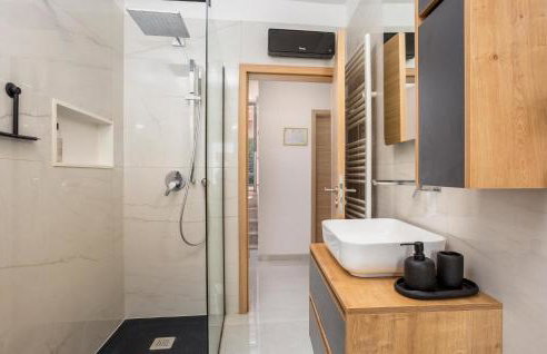 Gorgeous Apartment In Rijeka With Wifi - Foto 4