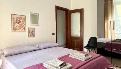 Appartamento per 5 persone su una scalinata storica a 9 minuti a piedi dalla stazione e 12 dal centro - Vista sui tetti della città - Zona collinare residenziale - Foto 3, towels