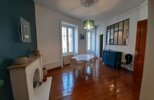 Tulle Centre : grand et bel appartement - Foto 1
