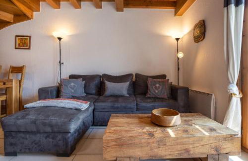 Chateau - Charming Apartment in the city Center with 3 bedrooms - By Cozee Rentals - Foto 10