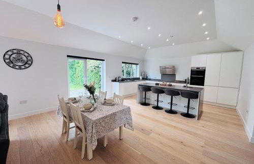 Buckland Towers - Photo 3