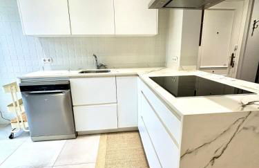 Apartamento con estilo con estacionamiento gratuito - Foto 9