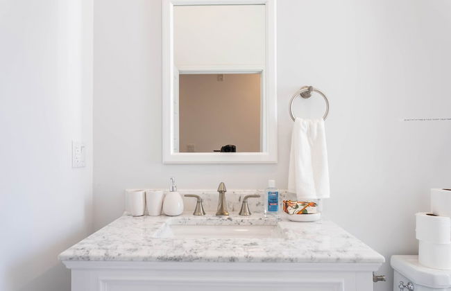 Ince by Avantstay 100 Meters to Amazon Studios - Photo 18