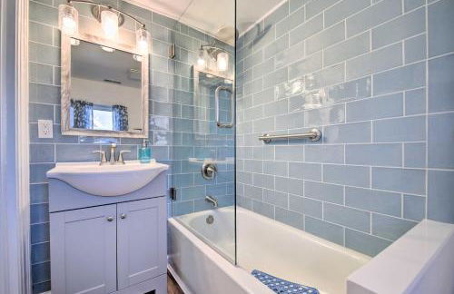 Chincoteague House with Enclosed Porch and Deck - Foto 19