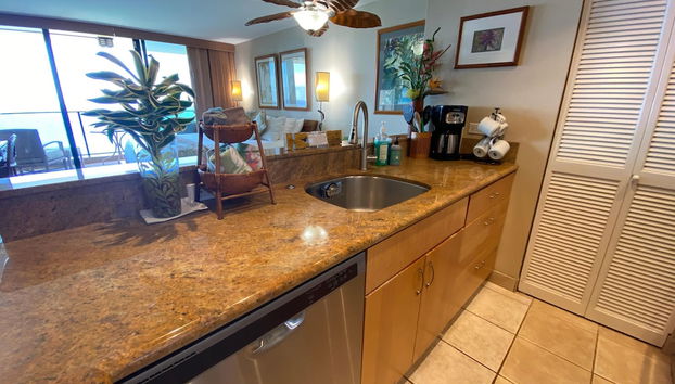 Mahana 1202 in Lahaina - Foto 4, Habitación