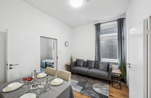 Wupper Home I, Top Lage Ideal für Geschäftsleute, Monteure, Familien, 3 Zimmer, Smart-TV - Foto 1