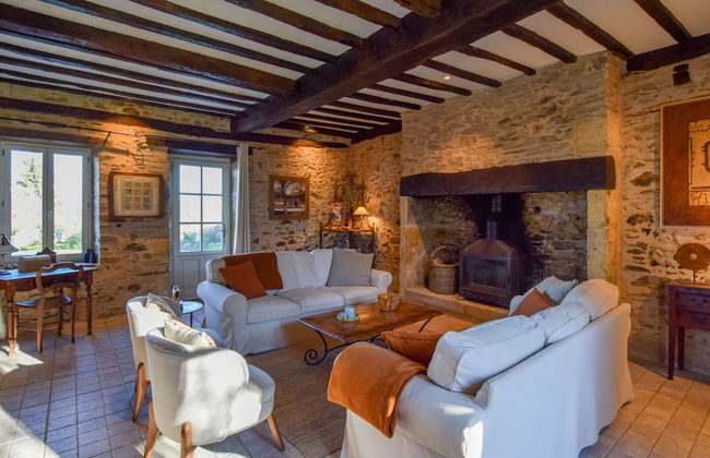 Cultural Treasure in Dordogne With Furries - Foto 13