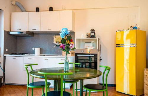 [Rainbow house]- with Jacuzzi-wifi-garden-balcony-parking - Photo 14