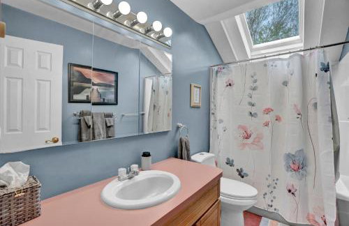 Lakefront Family Home, Kayaks, Hot Tub, Fireplace - Foto 31