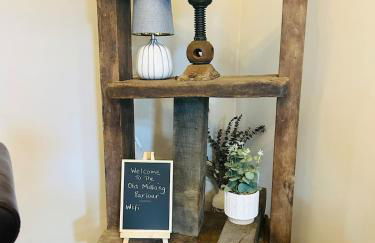 One bedroom converted barn - entire property - Foto 20