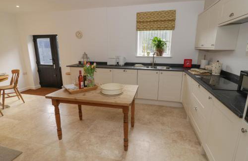 Pear Barn - Photo 11