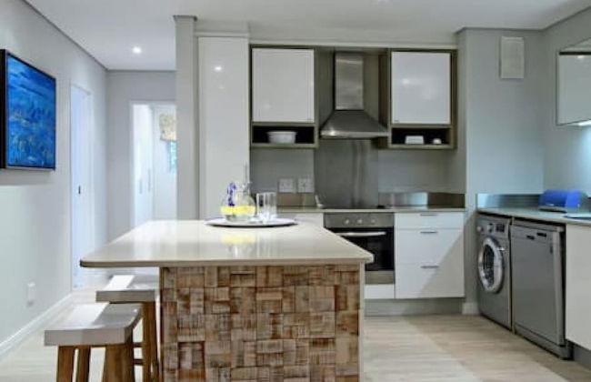 Incredible Clifton Apartment w 180 Sea Views Dunmore Blue - Foto 9