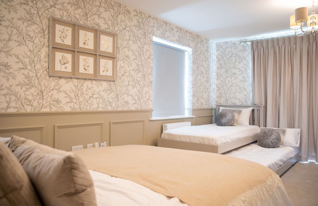 6 Bedroom New Build Detached House in Bicester - Foto 8