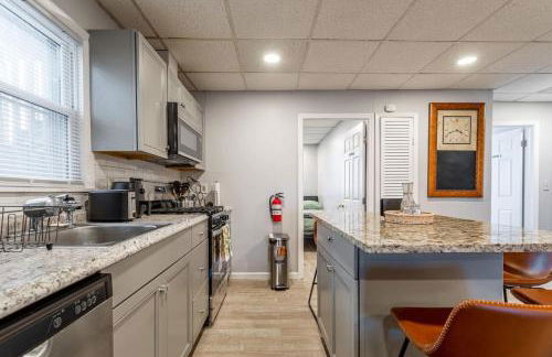 Updated 3BR 2BA Apartment Near NYC Airport - Foto 28