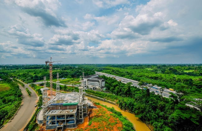 Comfy And Stylish Studio Podomoro Golf View Apartment By Travelio - Photo 12