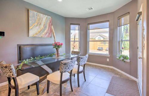 Serene 4BR Lux Home w Heated Spa Pool Massage Chair - Foto 8