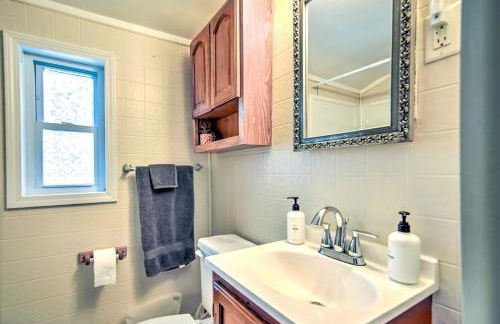 Eastlake Home with Patio Less Than 1 Mi to Lake Erie! - Foto 16