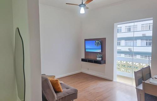 Varanda ensolarada a alguns passos do mar - Foto 2