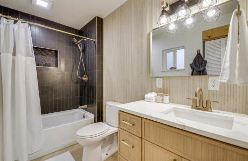 Private 3-Acre Beach! Family Retreat in Freeland - Foto 14