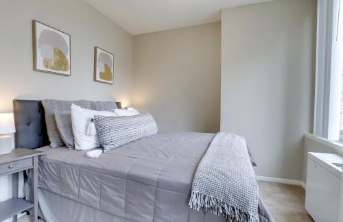 Business Ready Comfort Apt Near DC - Foto 3