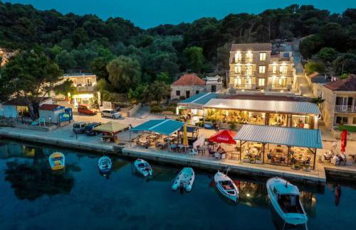 Corallium - Photo 13