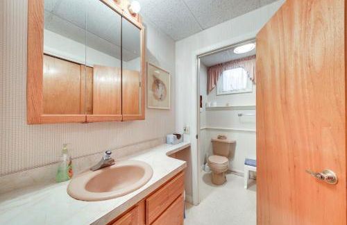 Charming Retreat with Deck about 4 Mi From Casco Bay! - Foto 14