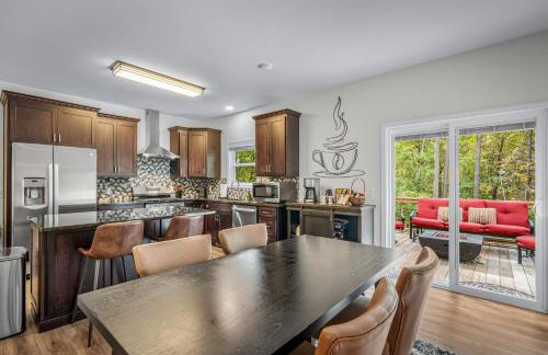 Melody Ridge Downtown with Fast WiFi, King Suite, Soaking Tub - Foto 10