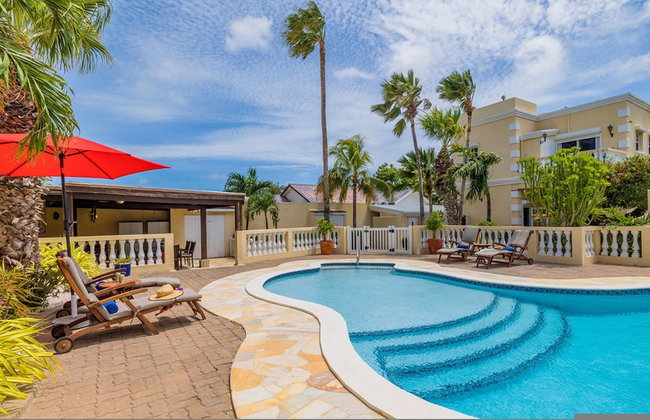 Island Escape Lrg Private Backyard Pool Patio - Photo 25