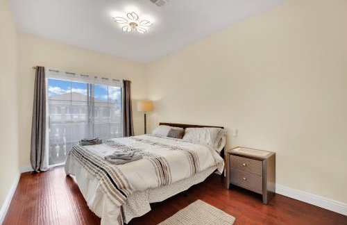 Spacious 6-bedroom house in Las Vegas - Photo 12