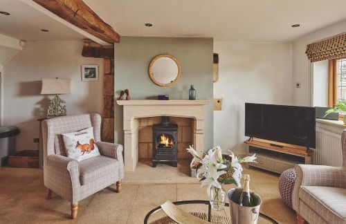 Squirrel Barn - Couples Cotswold Retreat - Photo 46
