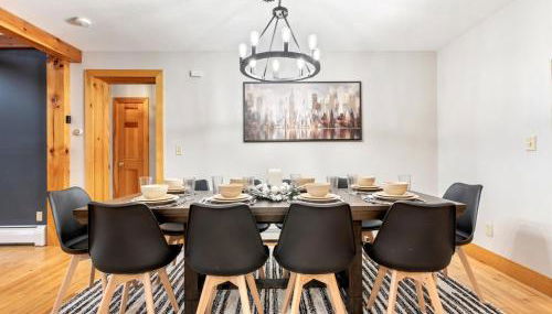 3 Mi to SR! Sleeps 25, Spacious, Hot Tub, Arcade! - Foto 4